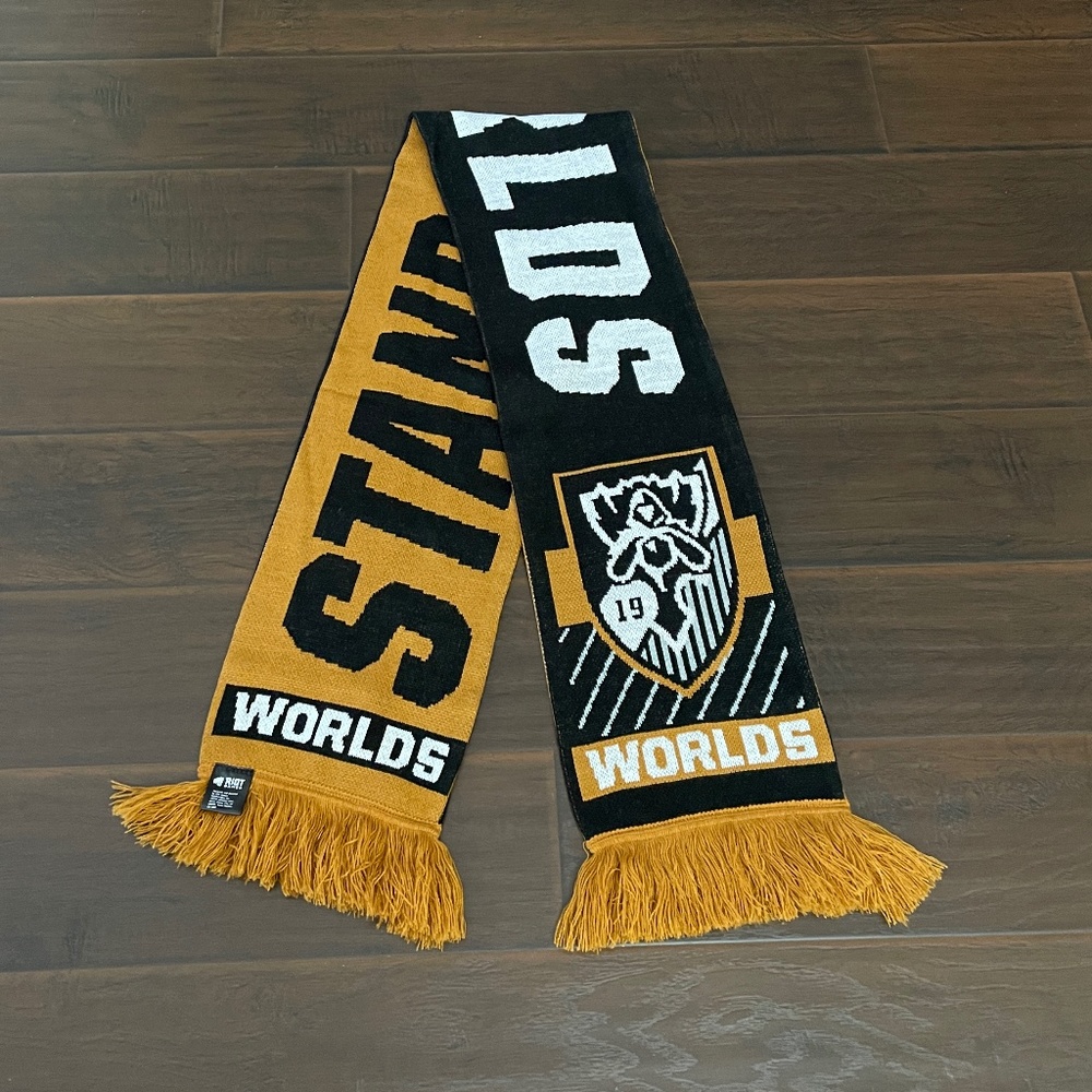 League of Legends Worlds Riot Games 2019 Scarf Brown/Black